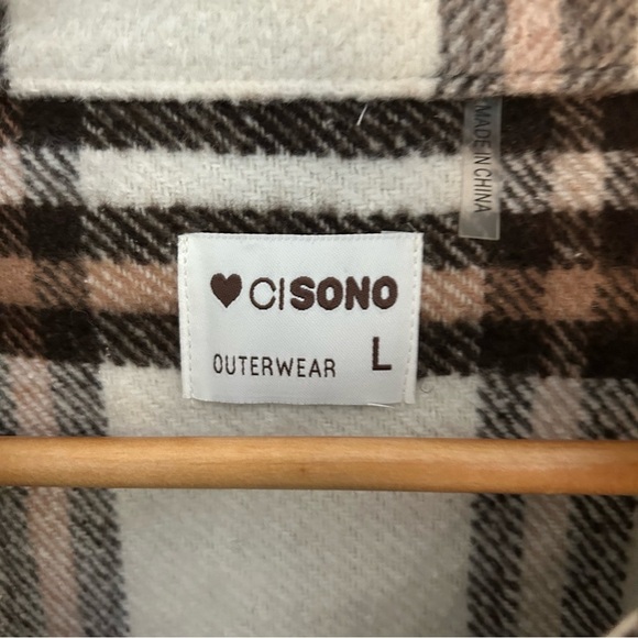 CI SONO Camel Plaid Cropped Shacket. Size Large. - Picture 2 of 9